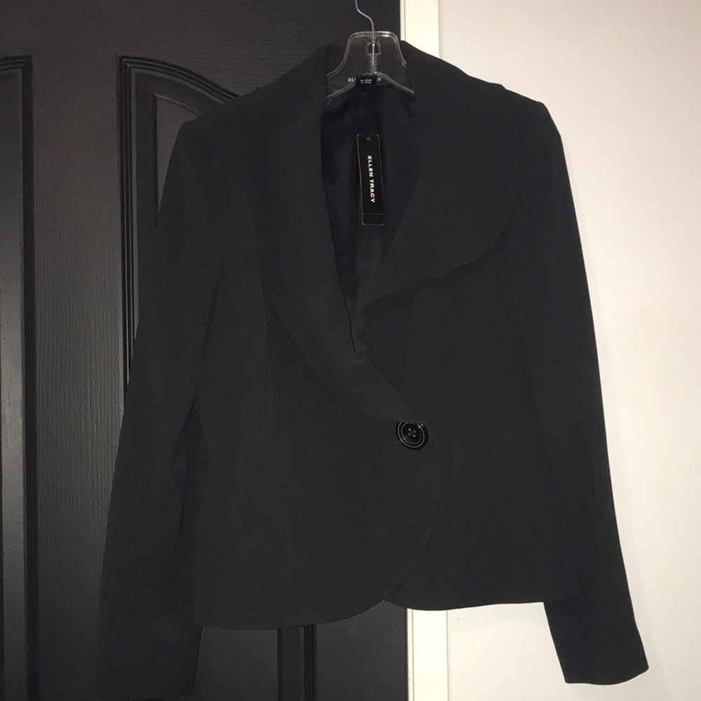 NWT Ellen Tracy Black Blazer